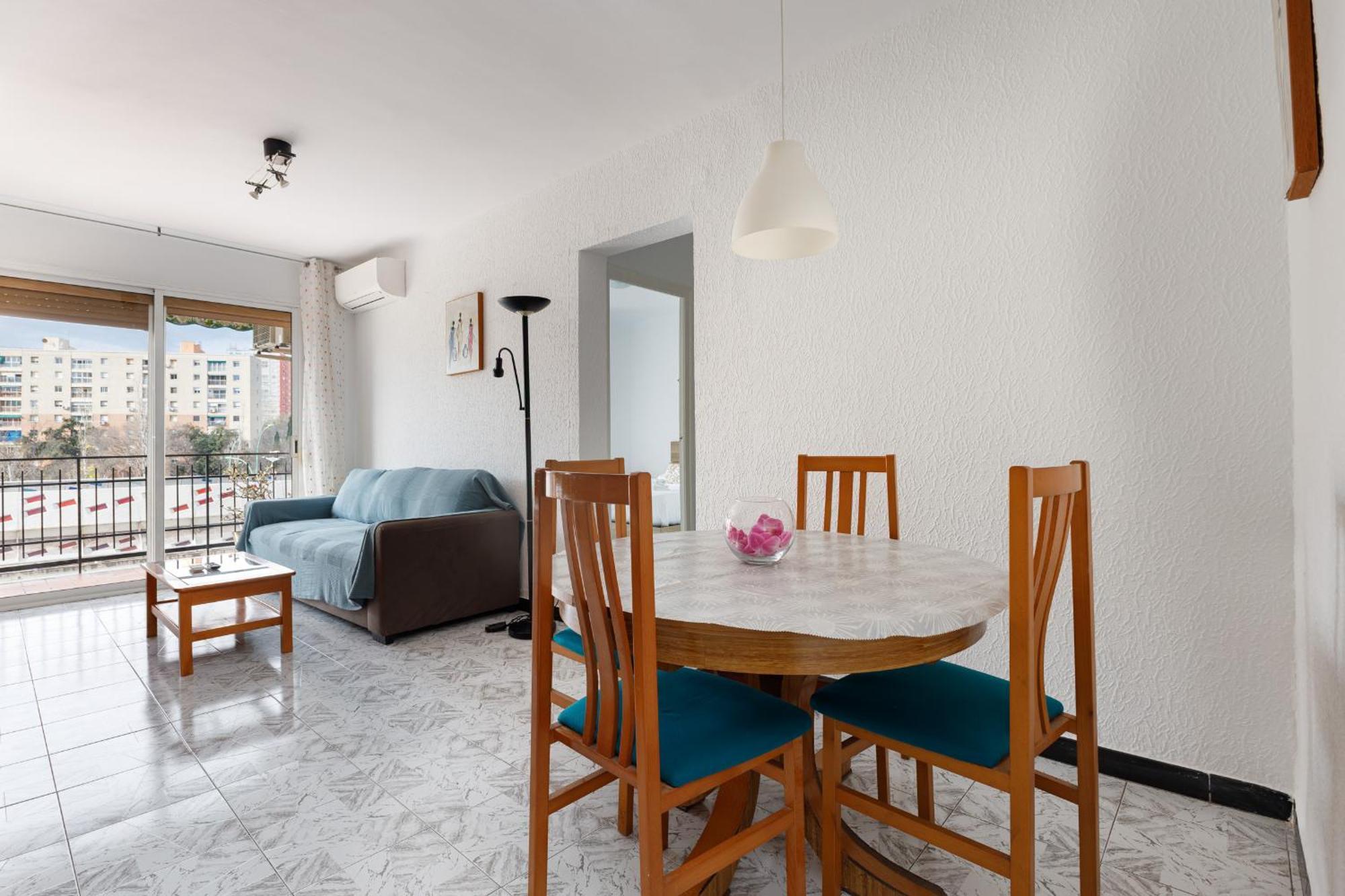 Besos - Bright Apartment Close To Congress & Port Sant Adrià de Besòs Esterno foto